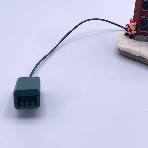 Hallmark Keepsake 2017 Holiday Lighthouse No. 6 Magic Light Ornament in Box - Picture 7 of 7